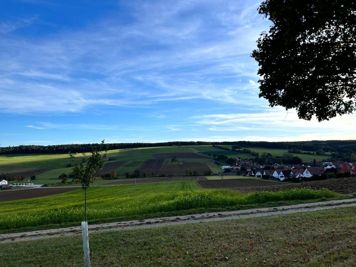 Ferienwohnung Im Usseltal - Monheimer Alb - Altmuehltal - Familie Geyer - Daiting Monheim  Exterior foto